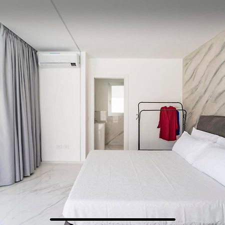 Leonida'S Room Pool And Jacuzzi Quartu Sant'Elena Luaran gambar